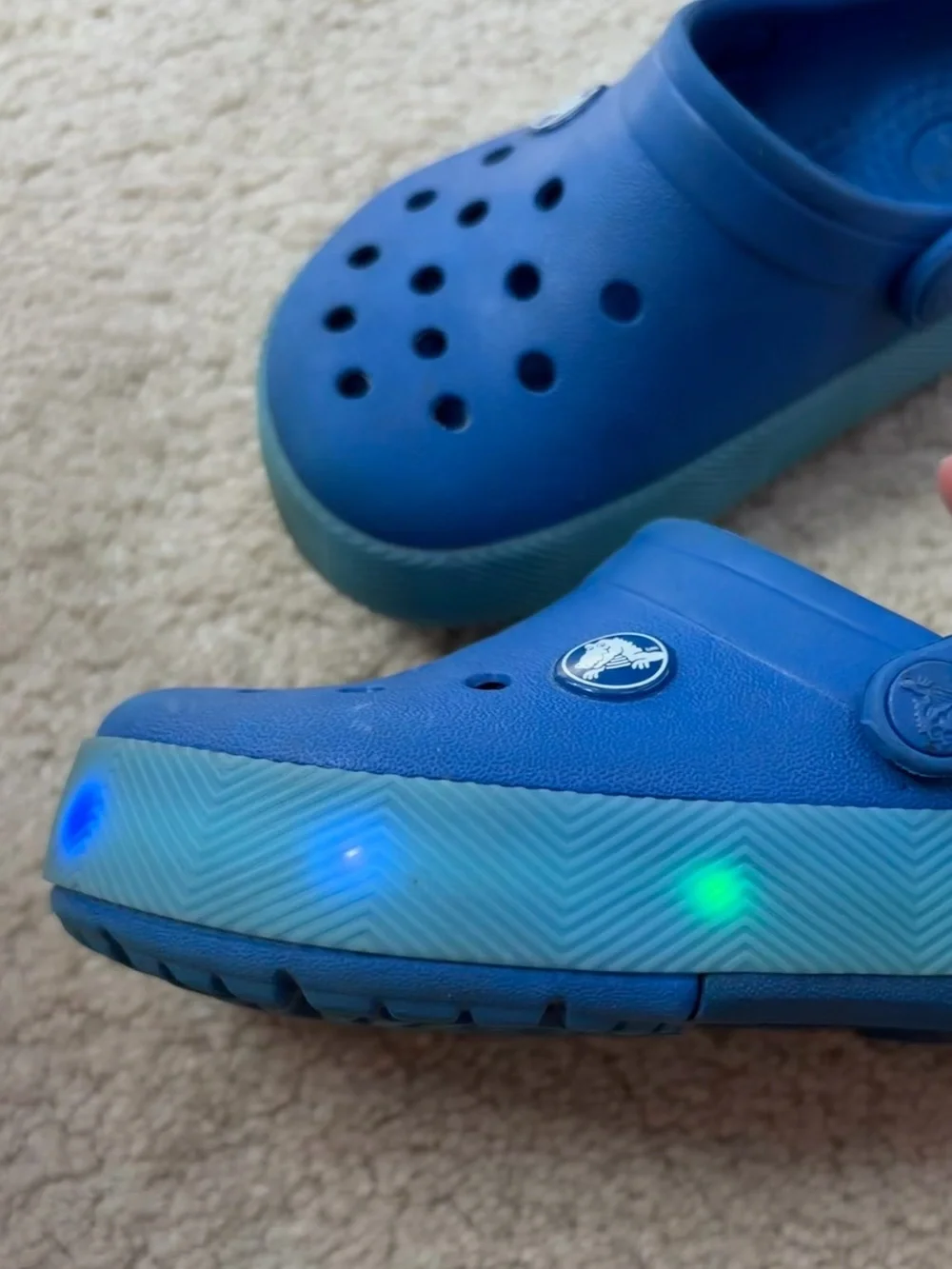 Crocs Toddler Size 9 Blue Crocband Chevron Light Up Clog Sandals